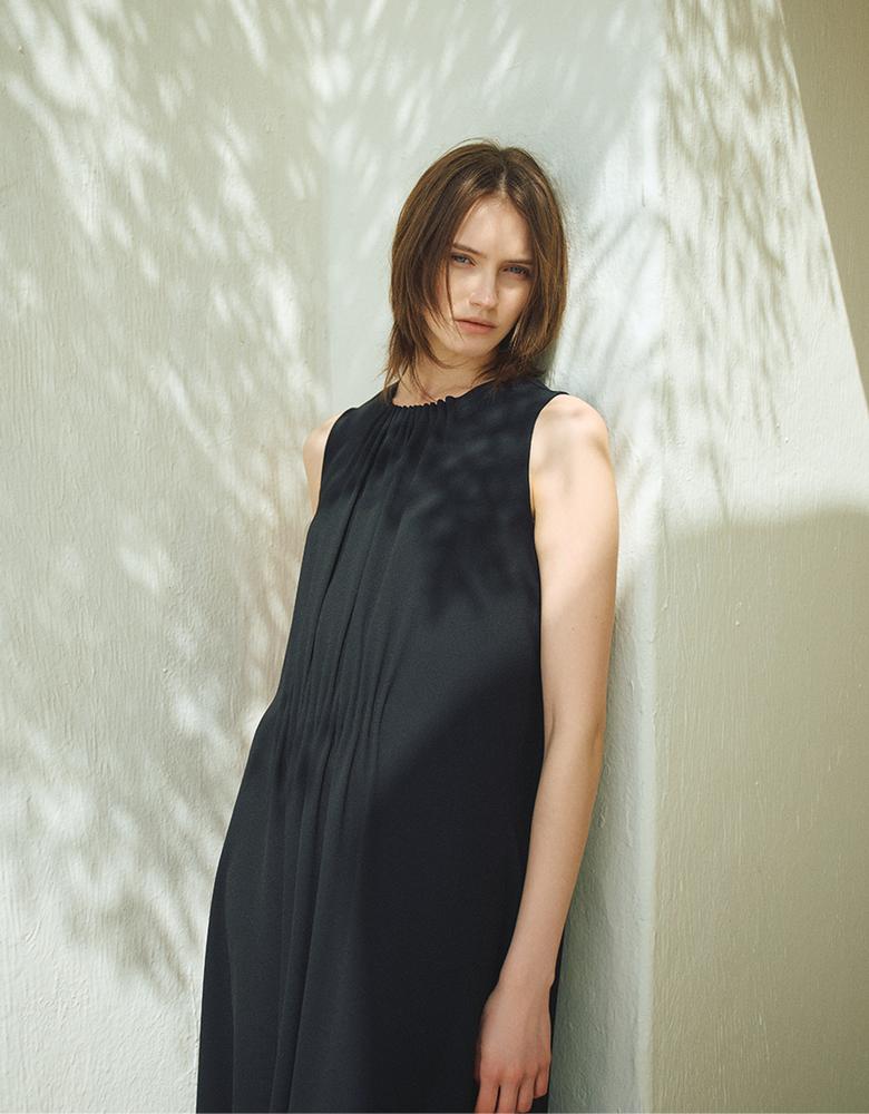 theory luxe サイズ38.36 黒っぽい濃紺か黒　美品　ストレッチ生地 SPECIAL EXCLUSIVE | Theory luxe（セオリーリュクス）公式通販